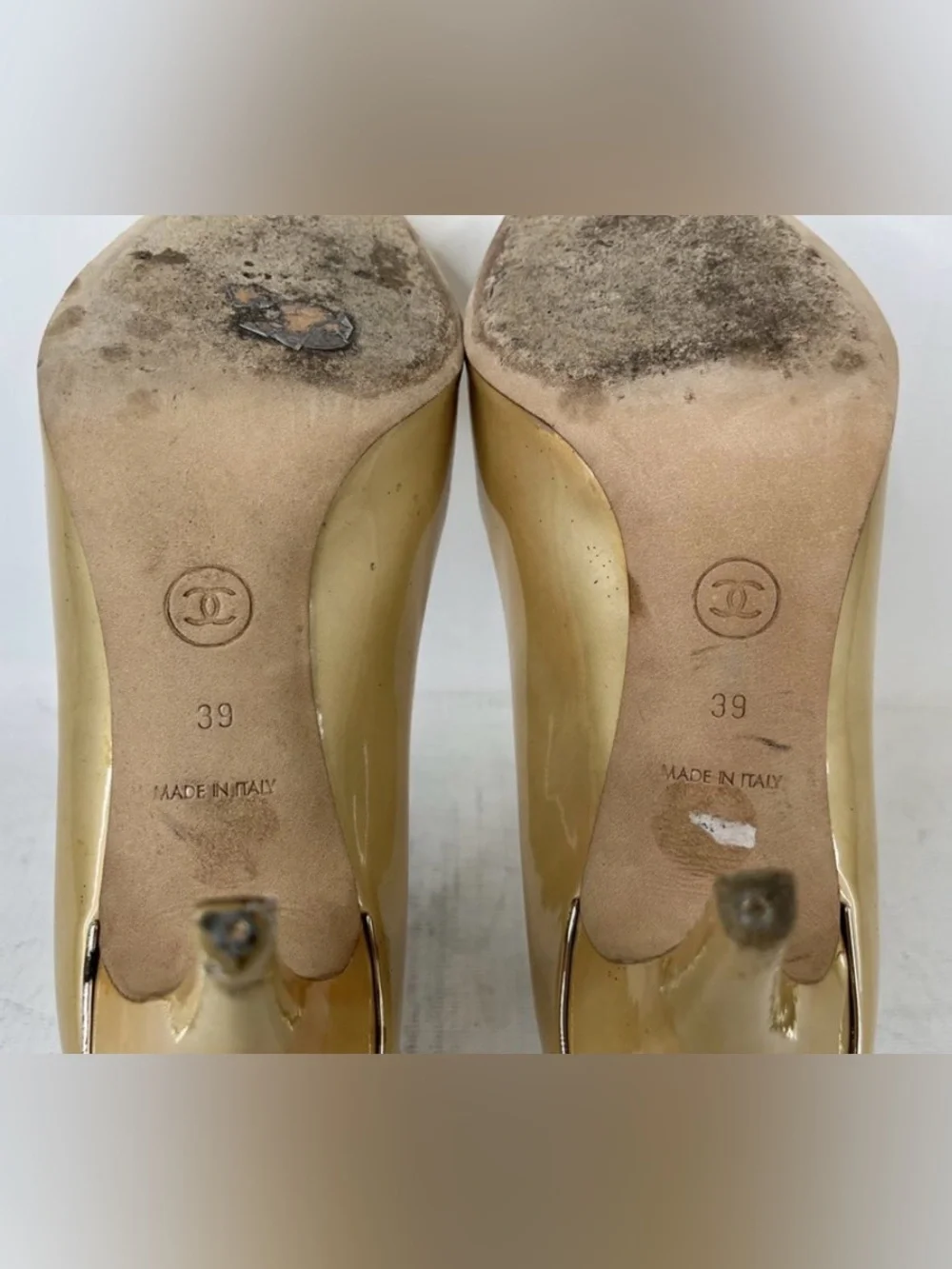 CHANEL Gold beige Patent Leather Pointed Toe Pumps